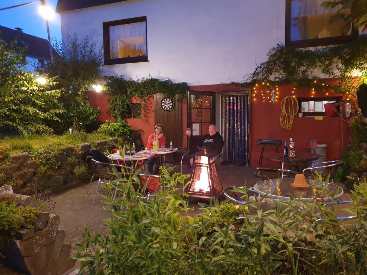 Fun4All-Holidayhome Medebach Exteriör bild