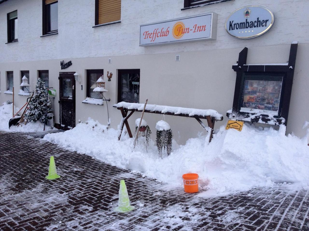 Fun4All-Holidayhome Medebach Exteriör bild